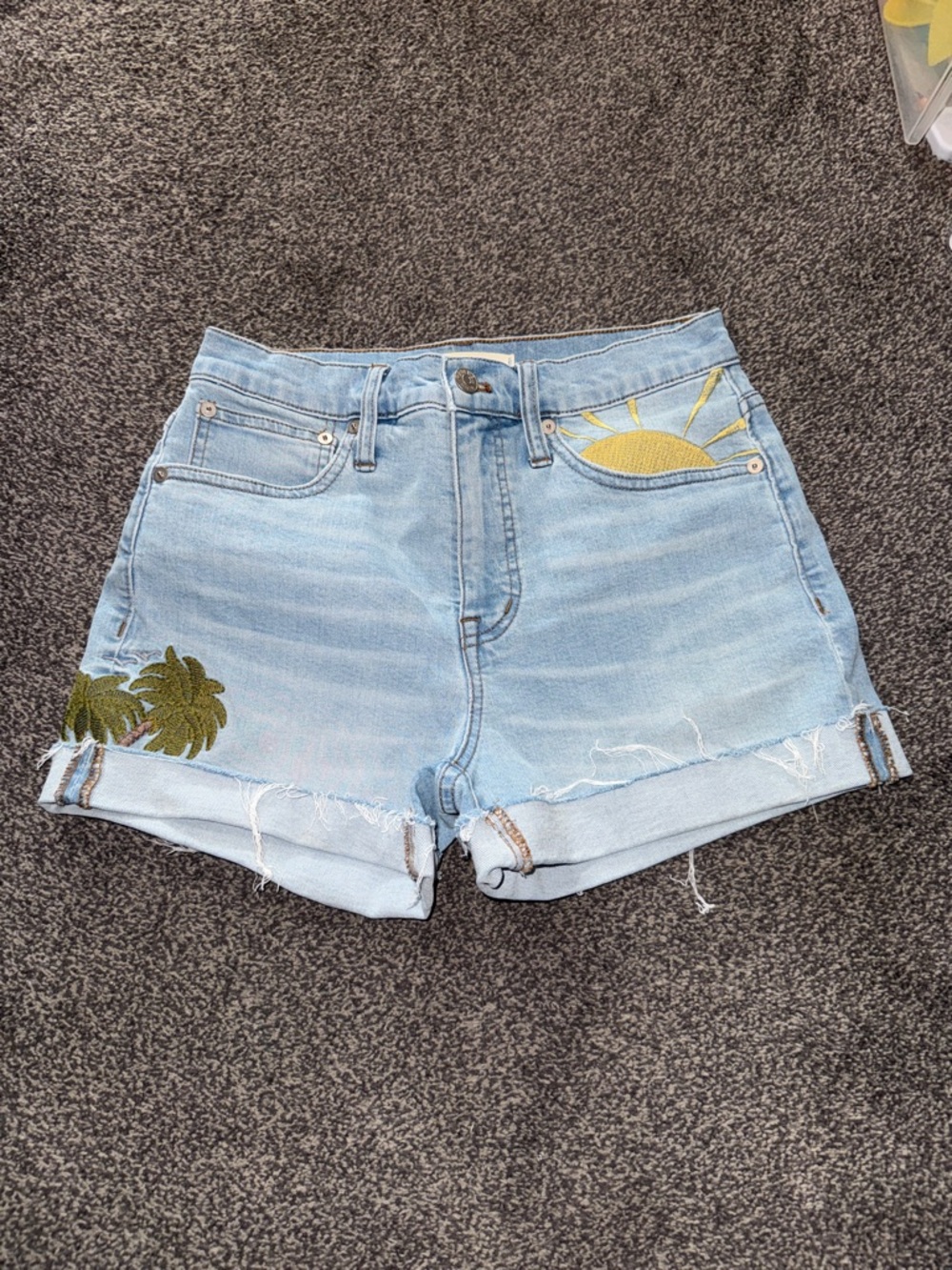 Madewell Denim Shorts Size 26 Embroidered Palm Tree Sun Raw Hem